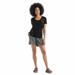 Meilleure affaire ⭐ Icebreaker Tech Lite II SS Scoop Tee Shapes - T-shirt en laine mérinos femme I Hardloop ⌛ 12 Meilleure affaire ⭐ Icebreaker Tech Lite II SS Scoop Tee Shapes - T-shirt en laine mérinos femme I Hardloop ⌛ -Icebreaker Shop icebreaker tech lite ii ss swarming tee shapes t shirt femme black 4